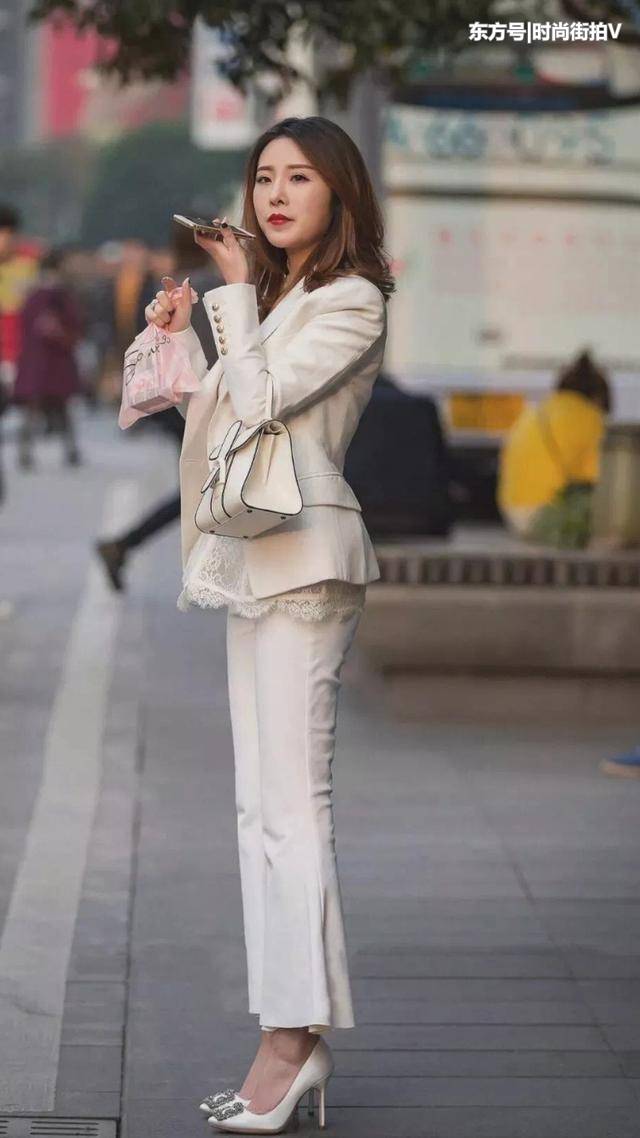 沈庆MV掀起怀旧风 展现跨越5个时代的爱恋_Bsports必一体育(图3) b体育